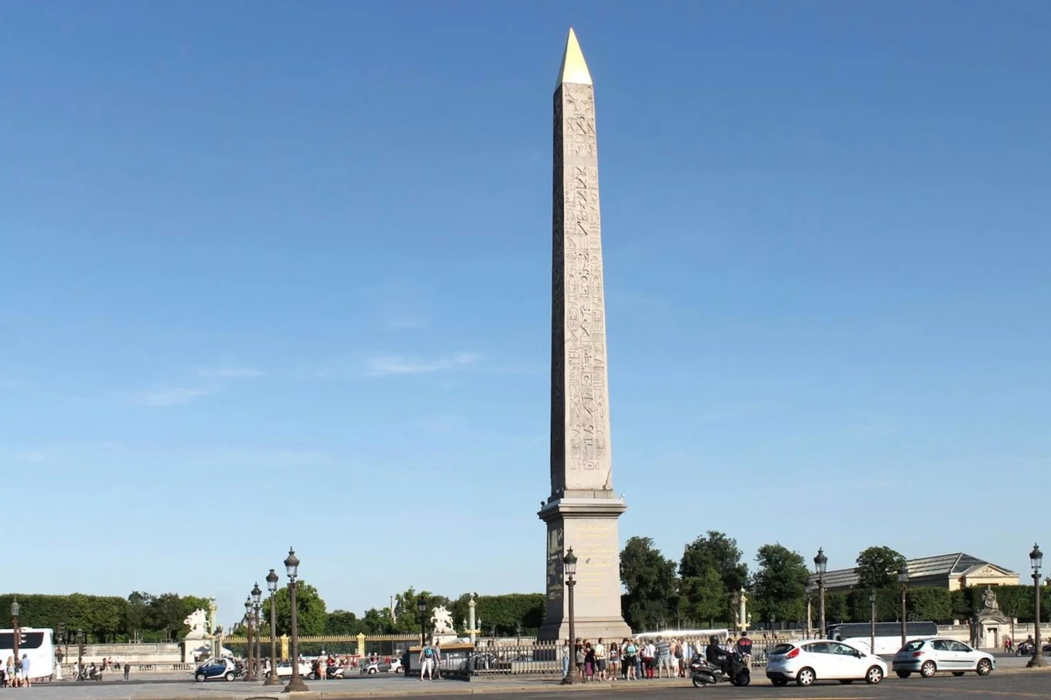 Egyptologist in Paris Discovers Secret Messages on the Luxor Obelisk