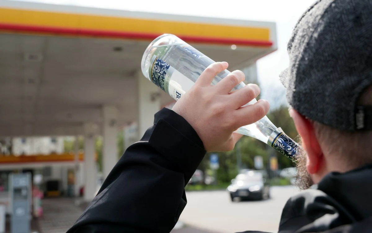 Oddala się zakaz nocnej sprzedaży alkoholu na stacjach benzynowych