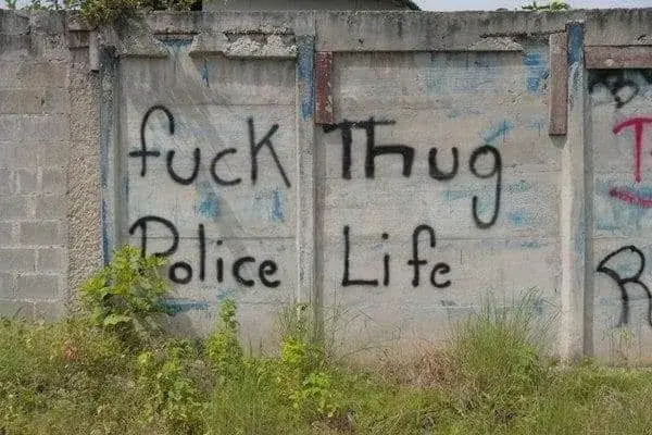 "Fuck Police! Thug Life!" vs "Fuck Thug! Police Life!"