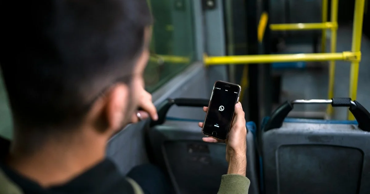 Non só o fiscal xeral: o que fan WhatsApp e Google coas mensaxes que borras - Praza Pública