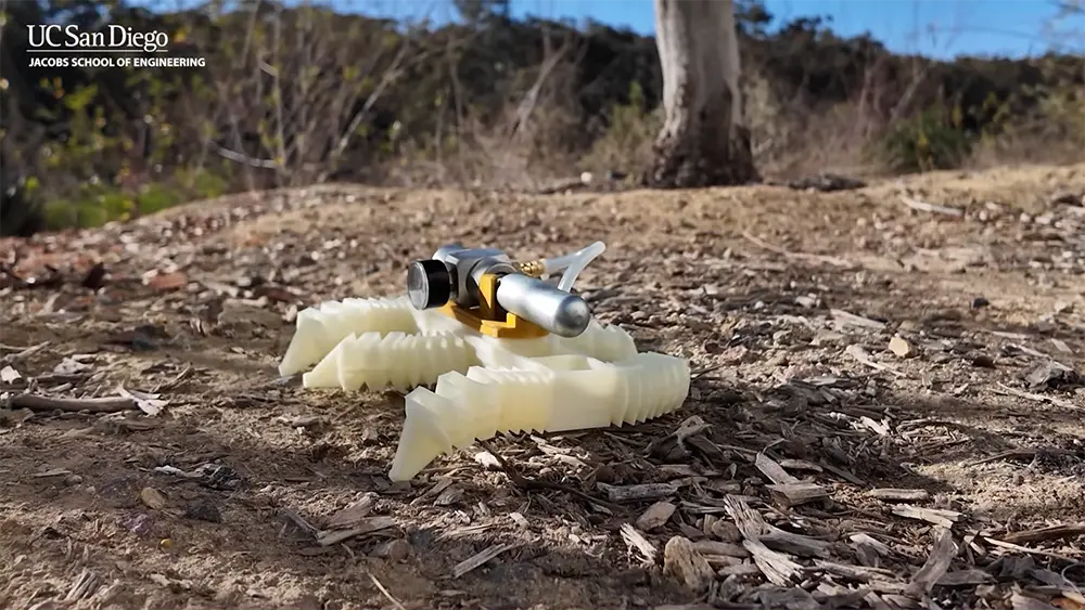 Video: Gasbetriebener Roboter krabbelt autonom